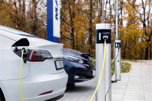 Szybkie ładowanie aut elektrycznych w 20 minut. ORLEN buduje sieć hubów w Polsce