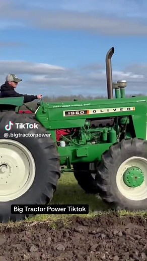 Oliver 1950 Tractor Plowing Demonstration