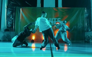 【Caetlyn Watson】流畅控制系大师Caetlyn编舞Pineapple waters - M3cca