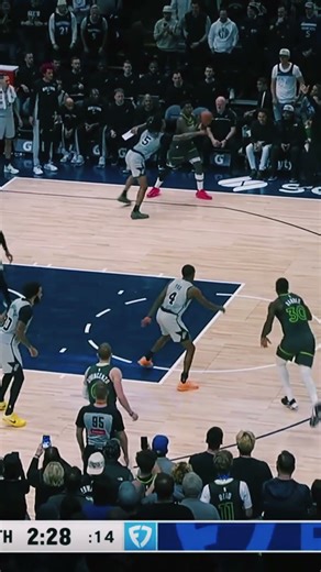 One Moment, One Shot, and the Crowd Goes Crazy ⚡🏀