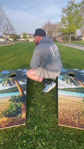 How to play Cornhole ☄️ #cornhole #cornholeaddict #cornholelife#cornholic #cornholebags#cornholechallenge #cornholeboards #aclcornhole #aclpro #americancornhole #rollbag #rollshot #pushshot #airmail #barofsoap #cornholetournament #cornholepro #viper #wizards #killshot #bg #ultra #fyp #foryou #foryoupage #4bagger