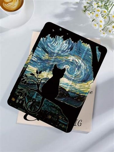 Custodia per tablet con dipinto ad olio di cielo stellato e gatto nero, adatta per iPad 9.7/10.2/10.5/10.9/12.9/Pro 11 (10a generazione), compatibile con Samsung Galaxy Tab S6 Lite 10.4 pollici, compatibile con Kindle Paperwhite 12a generazione 2024 e Kindle (11a generazione) 2022, e Kobo Clara Color. Dotata di protezione anti-caduta morbida e funzione di risveglio/sospensione automatica intelligente. | SHEIN