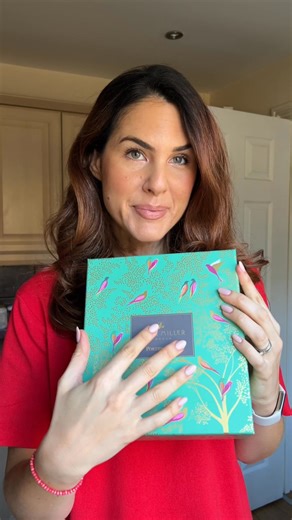 Elevate the everyday with Sara Miller London's uplifting and vibrant designs. They bring a touch of luxury whether you're treating yourself or a friend. | Sara Miller London