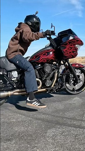 All Gas, NO BRAKES 💨 #thrashinsupply #motorcycle #harleydavidson