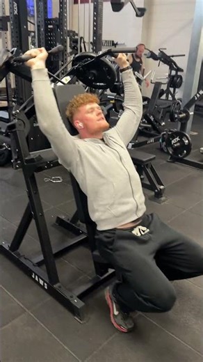 Kyran Takes On the JAWS Strength X-Plode Shoulder Press 💥