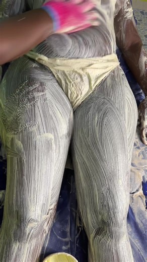 Effective Exfoliating Body Scrub for Glowing Skin