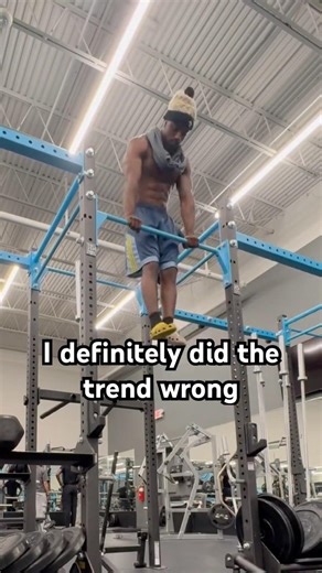 Someone try with one arm #calisthenics #motivation #trend #shorts