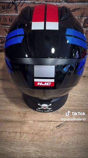 🏍️🔥 El HJC C10 lo tiene todo: seguridad, comodidad y estilo en un solo casco.🪖🪖 #HJC #HJChelmets #CascoHJC #MotoTok #BikersLife