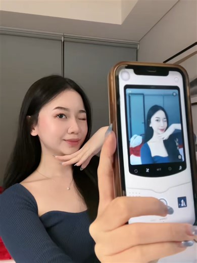 Capture Vintage Moments with Retro Cameras