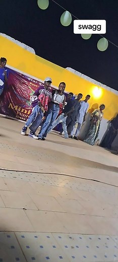 Swaggeur Mini Show Features Unique Flows