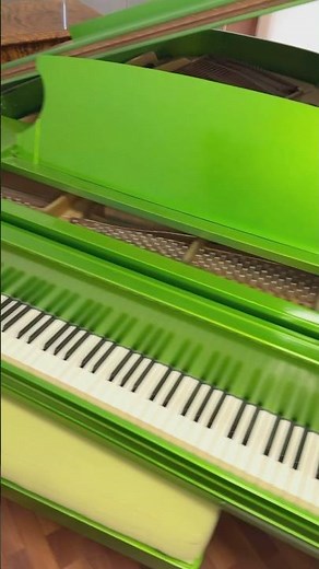 Inside Hollywood Piano’s NEW Piano Museum 🎹🔥 (Clark Gable, La La Land & More)