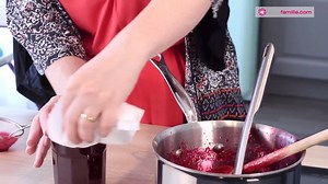 Pour faire une excellente confiture de groseilles, rien de plus facile, suivez les conseils d'Aurélie ! | Notrefamille Cuisine