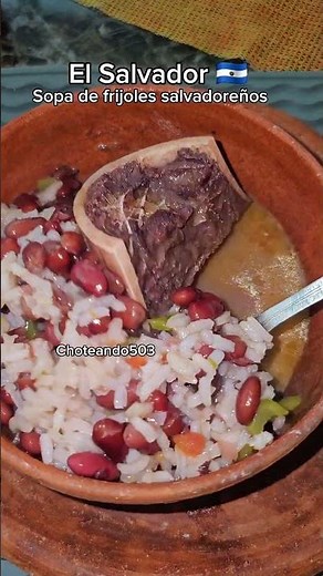 Sopa de frijoles salvadoreños #ElSalvador #choteando503