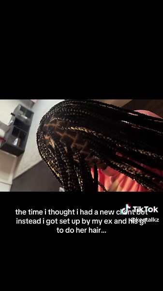 i knew sum was up after i got the text…my intuitions NEVER FAILS ME BRUH (lol my people was on go tho so i aint gaf tbh its overly weird and green how they pulled ts- ) #neveragainlol #nevergreen #jokeoftheyear