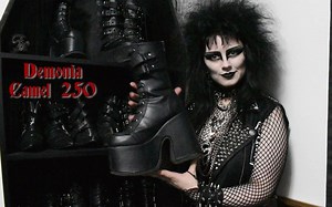 [熟肉][Madi Danger]哥特博主的暗黑风格鞋子收藏展示Gothic Shoe Tour