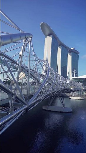 Explore Helix Bridge Singapore | Singapore For Everyone