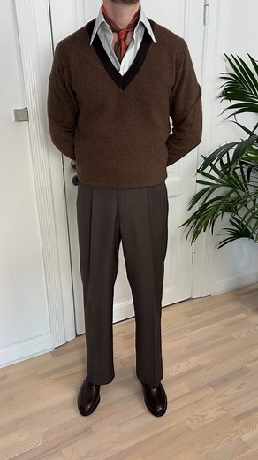 Jesper Søndergård Krogh on Instagram: "Today, I’m wearing a brown monochrome outfit featuring a light blue striped twill shirt and a brown merino wool sweater from the amazing new 125th-anniversary collection by @stenstroms_official x Mathias Le Fèvre. Each piece in the men’s collection draws on traditional heritage cuts, with nostalgic nods to the golden age of style, reimagined through a modern lens. Discover the collection now! #StenstromsxMathiasleFèvre #stenstroms #stenströms #oldmoney #old