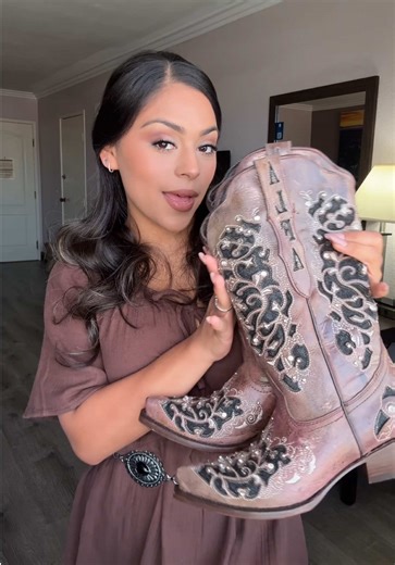 Elevate Your Look with Alfa Western Wear Boots