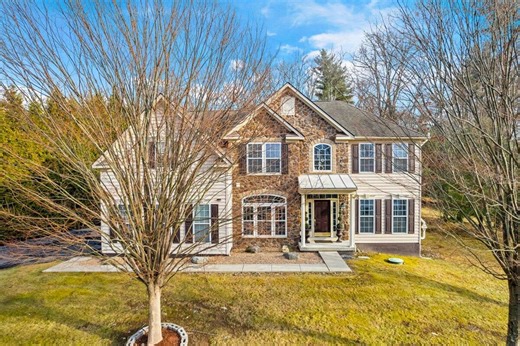 246 Daffodil Dr, East Stroudsburg, PA 18301 - MLS PM-131177 - Coldwell Banker