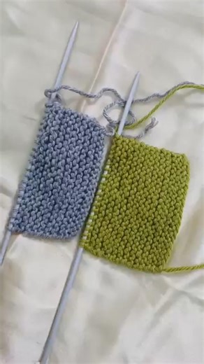 Comparison of Knit Stitch and Purl Stitch #knitting #howtoknit #learntoknit #howtopurl #knit&purl