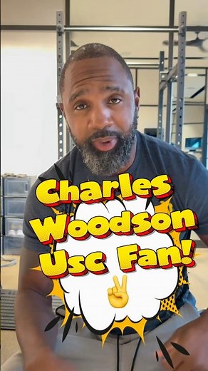 Charles Woodson sings USC fight song after Wolverines lose!! #Usc #collegefootball #ncaafootball