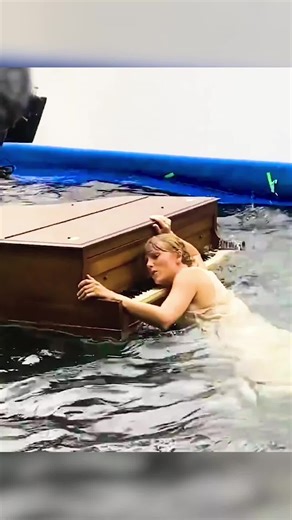 This Is What Taylor Swift_s Music Videos Actually Looks Like