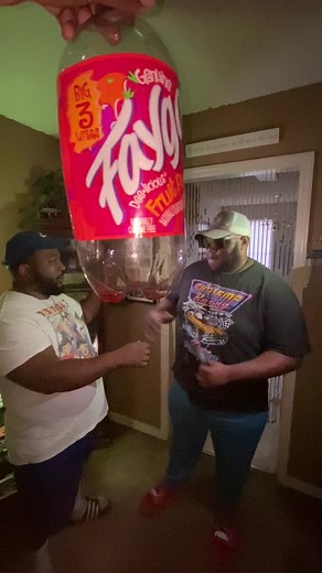 Throwback to the Hilarious Trending Lip Sync Battle ft. Sofaygo