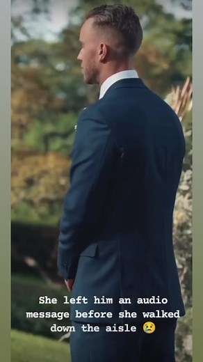 2.6K views · 38 reactions | The bride plays an audio message to the groom before she walks down the aisle! via @newenglandcreative #foreverandalwaysweddings #wedding #walkdowntheaisle #weddingceremony #creativetouch #specialmessage | Forever and Always Weddings | Facebook