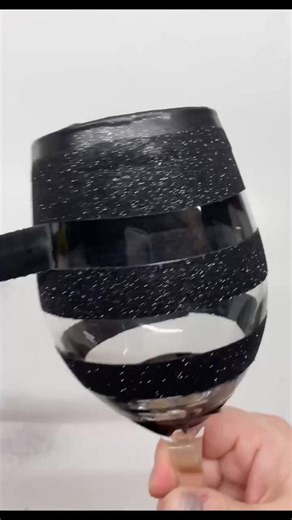 Black Glitter Wine Glass Crafting Fun