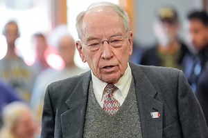 Chuck Grassley: Putin 'is playing America as a patsy.' Nikki Haley says 'Amen!'