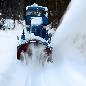 92K views · 1K reactions | Biggest Snow Blower Tractors Deep Snow Plowing snow from roads Cr: Nature Is Angry | Nature Is Angry | Facebook