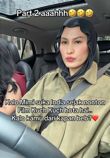 Keceriaan Mimi Cengar Cengir Menonton Bollywood