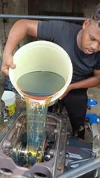 Eicher 557 Tractor transmission hydraulic oil service
