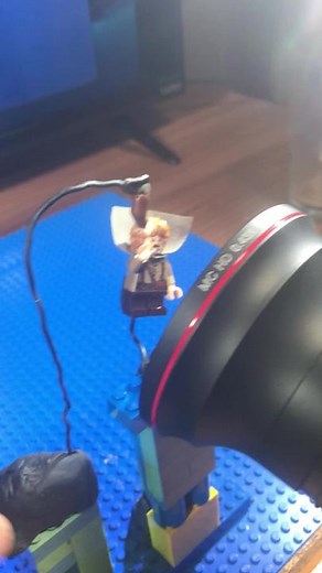 How I use wires when animating #stopmotion #behindthescenes #brickfilm #lego #thelordoftherings #thefellowshipofthering #samgamgee