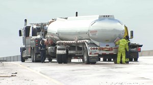 Southbound I-880 lanes reopen in Oakland following semi-truck crash