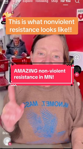 Check out this fantastic non-violent resistance tactic being used against 🧊 and @target in Minnesota. 👏🏼👏🏼👏🏼 This is how we do it, folks. Please share! MN we ❤️ you! OP @Angela Cochran #greenscreen #CapCut