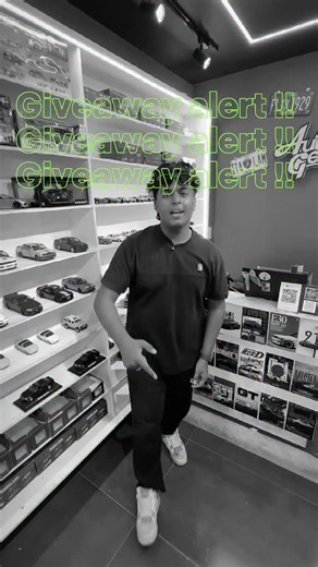 THE AUTO GEEK on Instagram: "Giveaway alert‼️ 🚨 . . . . . . #autogeek #autogeekindia #reels #diecast #giveaway #rccar"