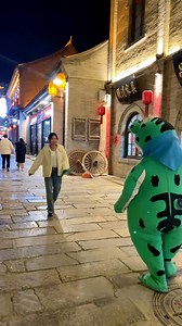 Funny frog 😂😂 #memes #funnymemes #lmao #follow #meme #dank #humor #love #jokes #explorepage #dailymemes #like #fun #tiktok #dankmemes #funnyvideos #lol #cute #comedy #laugh #funny #instagram #memesdaily #viral #instagood | Funny Frogs