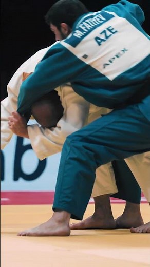 What a day for Murad Fatiyev! He takes down 2 time Olympic champion Lasha Bekauri in the final! 🇦🇿🥇