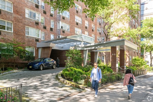 30 W 60th St, New York, NY 10023 - Coliseum Park Apartments | LoopNet