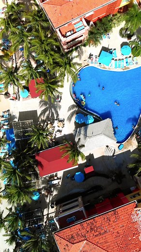 7.2K views · 80 reactions | Kickstart your summer in paradise at Infinity Bay, where sunshine kisses your skin, and the sea breeze dances through your hair. There's nothing quite like a Caribbean summer in Roatán – where every moment is filled with warmth, relaxation, and the joy of tropical bliss. ️ #InfinityBaySummer | Infinity Bay Spa & Beach Resort | Facebook