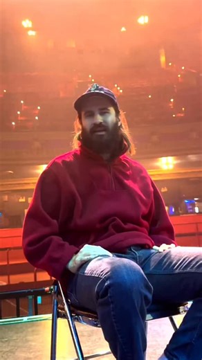 NEW SONG OUT AT MIDNIGHT let’s go!!!!!!!!!! CHICAGO LAST NIGHT WAS INSANE MNPLS TONIGHT - r u ready?? Next: Des Moines Denver Phoenix Los Angeles San Diego San Francisco LIMITED TIX AVAILABLE | Petey