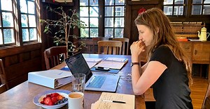 Amid COVID-19, tech or internet outage seen as a very big problem by 49% in U.S. | Pew Research Center