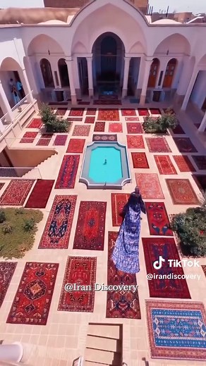 Explore Iran: A Traveler's Guide to Persian Culture