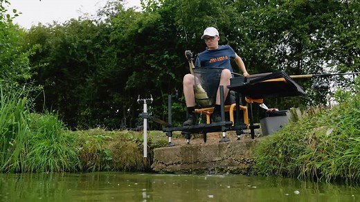 A-CLASS RANGE - EXPLAINED ✅ Welcoming eleven NEW A-Class rods, A-Class 4000 Reel and an A-Class Landing Net Handle to the Guru ranks! Guru’s very own Matt Godfrey Fishing runs through everything you need to know about this quality, yet affordable range of A-Class tackle 💪🏻 #aclass #tackleguru #gurufishing #knowledgeispower | Tackle Guru