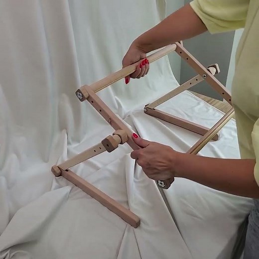 Wooden Scroll Frame with Easy Clip (8" - 10") – Hands-Free Embroidery Frame