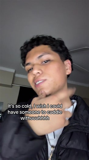 Feeling Cold? Here's How Cuddling Can Warm You Up