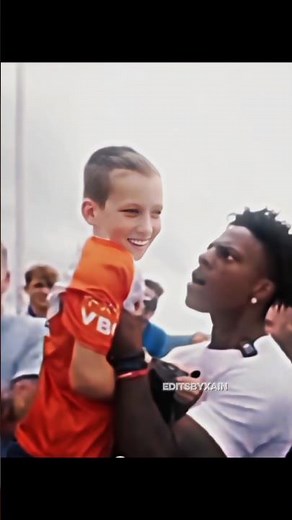 "IshowSpeed meets with the Smartest🧠 kid"😬#ishowspeed#kid#shorts