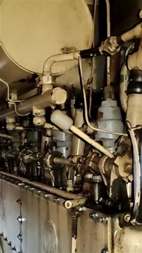 Old Diesel Engine – Raw Sound #shorts