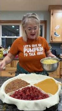 MY HUGE QUADRUPLE Thanksgiving Pie #holidayvibes #thanksgivingdinner #justthebells10